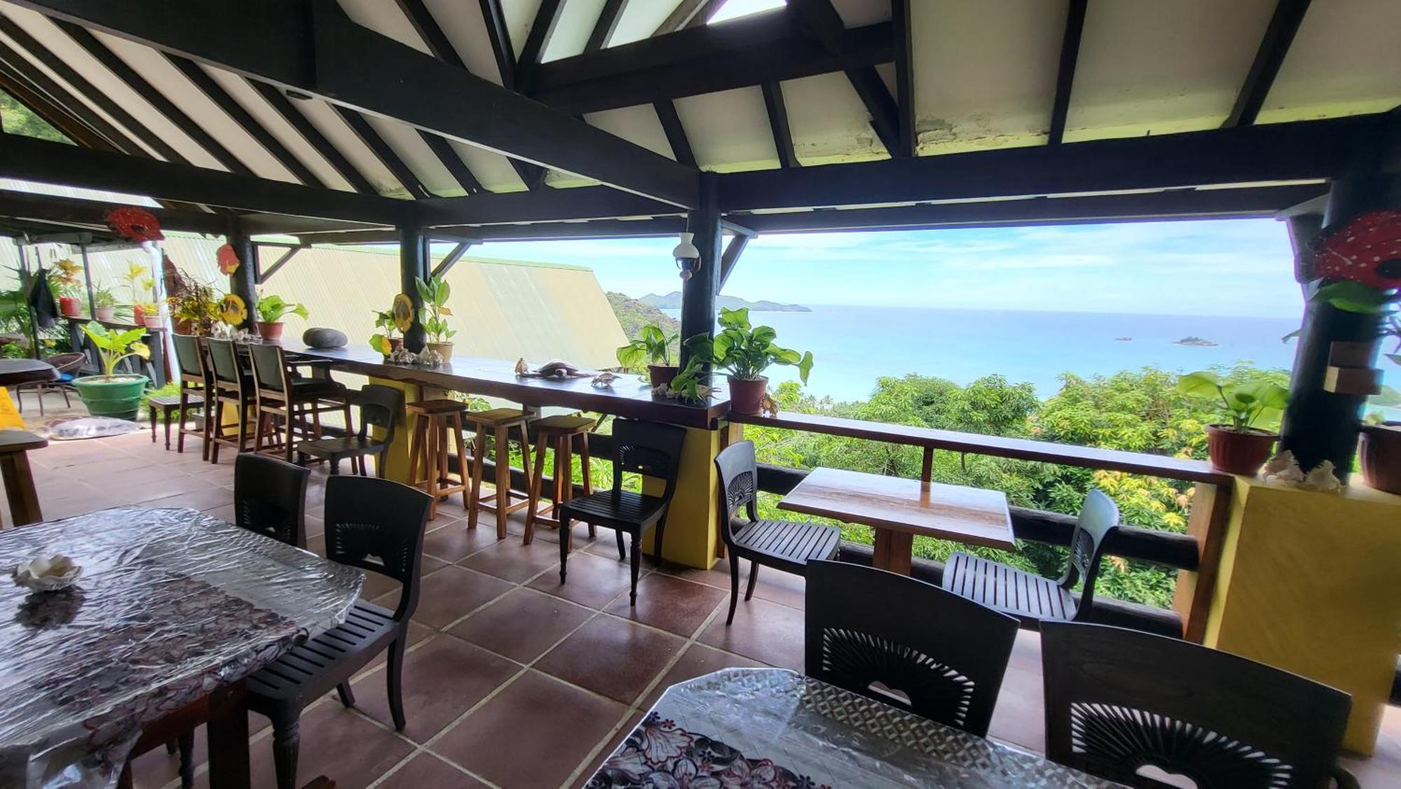 Mango Lodge Anse Volbert Village Habitación foto
